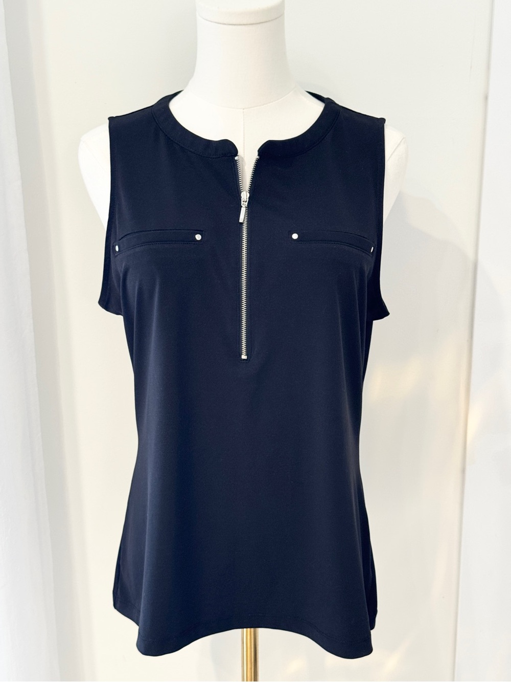 New York & Company Sleeveless Navy Zip-Front Women’s Top